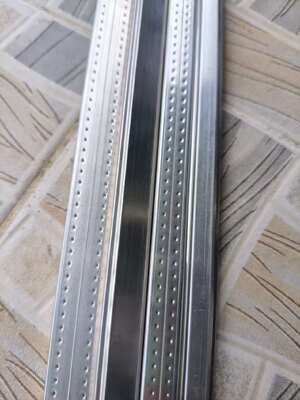 高周波アルミニウムスペーサーバー 金属窓スペーサーバー 二重シールガラス アルミニウムスペーサーバー 断熱ガラス用